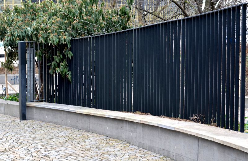 Steel Fencing Service